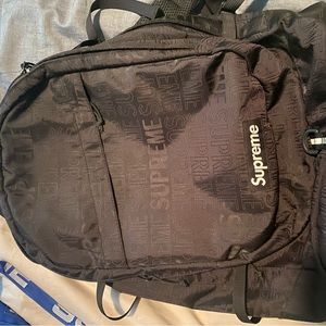 Supreme backpack (ss19)